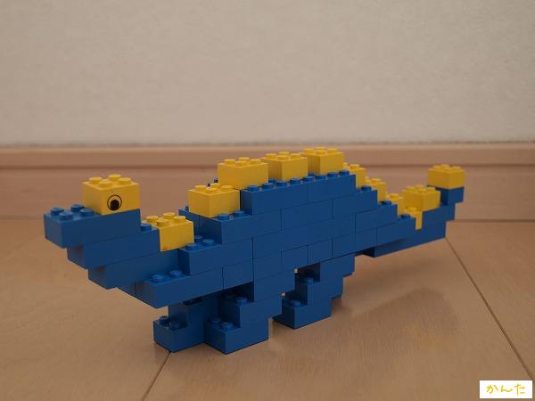 恐竜レゴ